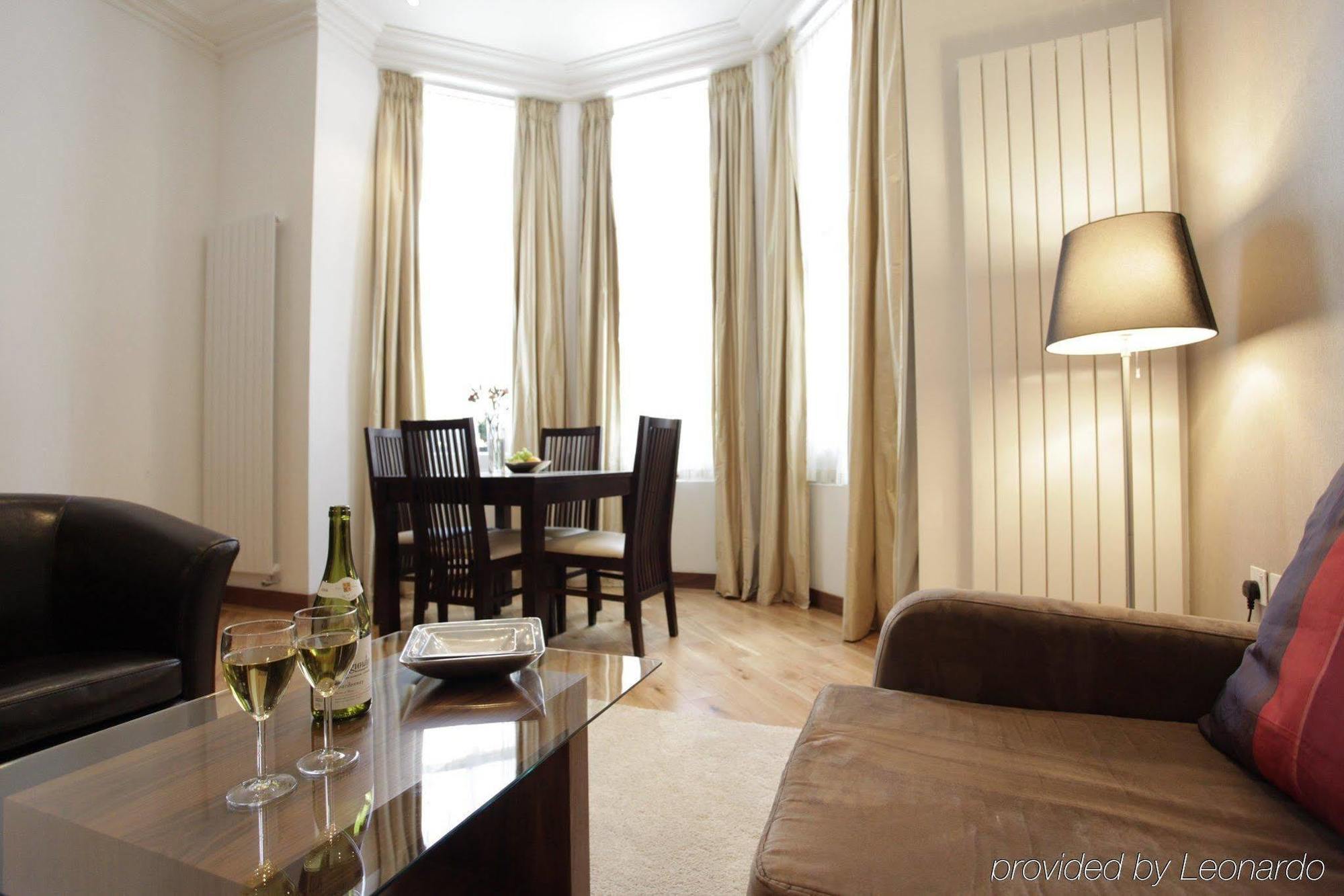 Presidential Apartments Kensington Londra Esterno foto
